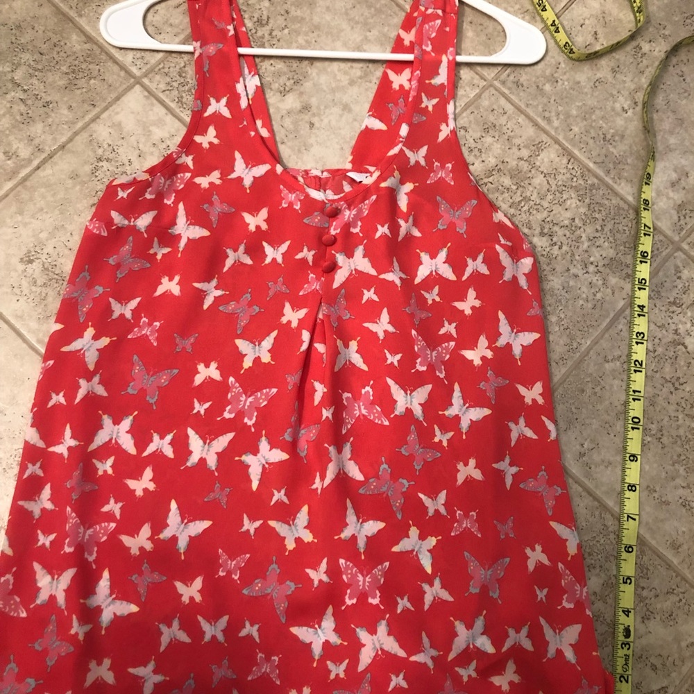 Flowy, Floral tank
